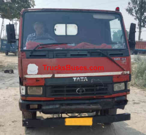 Tata 1412 image 3
